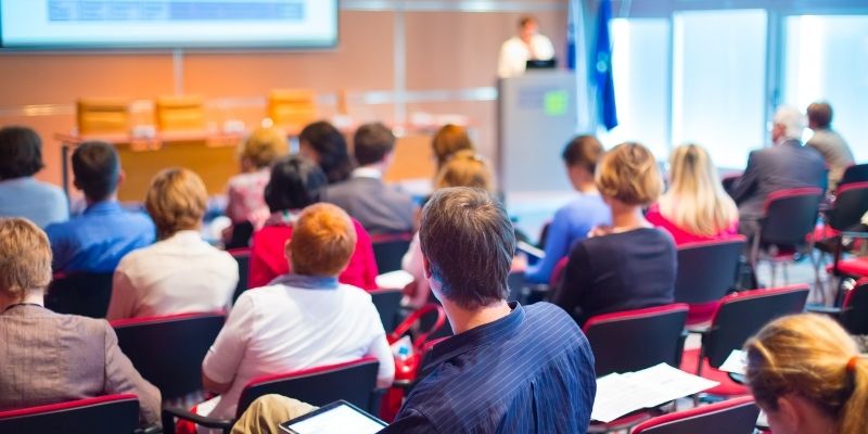 Talleres y conferencias sobre altas capacidades